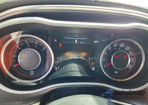 2015 Dodge Challenger R z USA, uszkodzony, nr VIN 2C3CDZFJ7FH761350